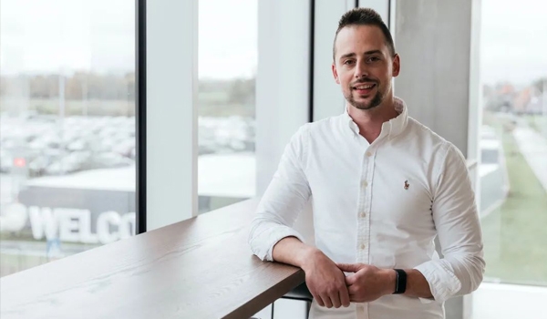 尊龙凯时--我们又增添了挖掘装载机的零部件