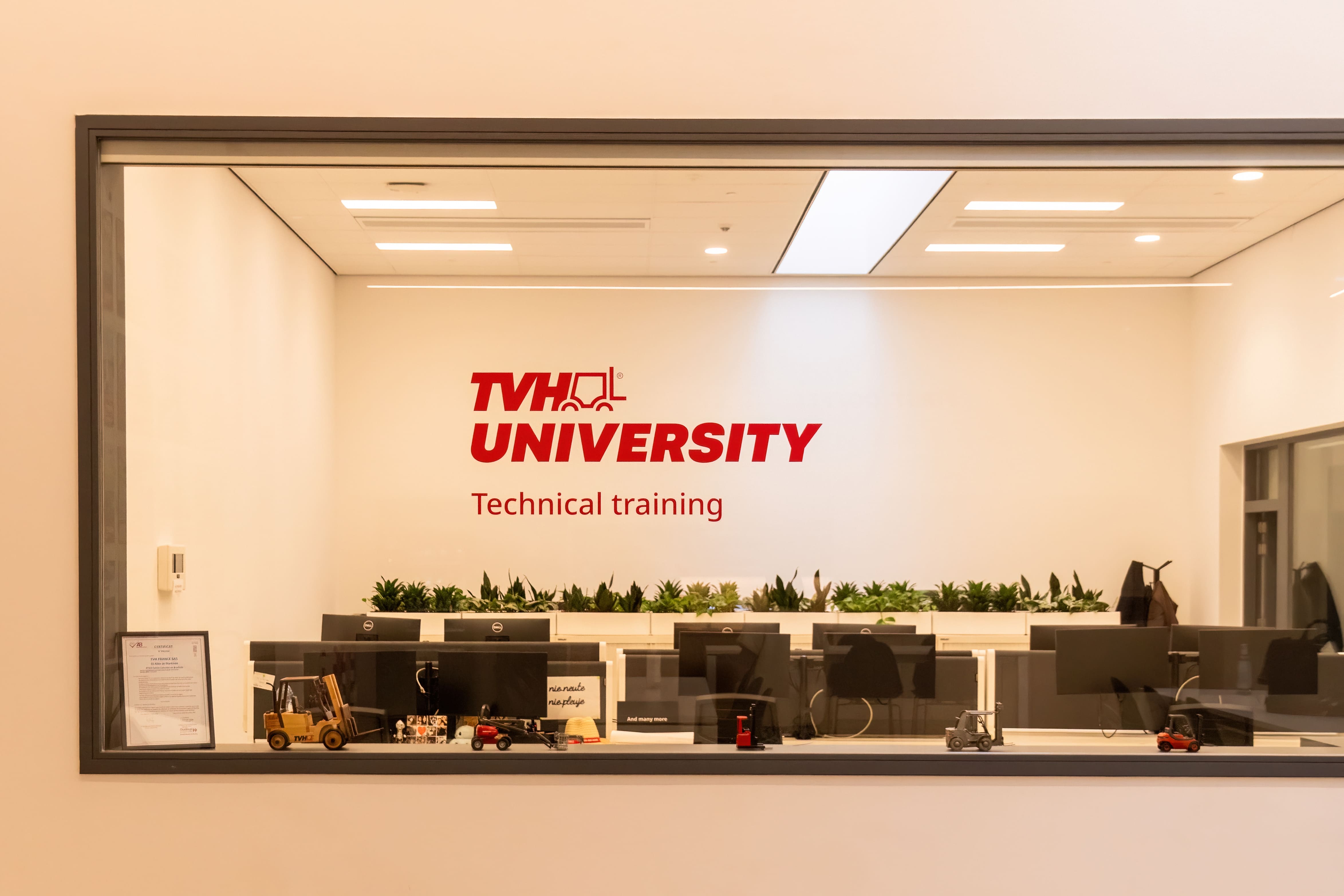 尊龙凯时大学全新培训中心正式启用