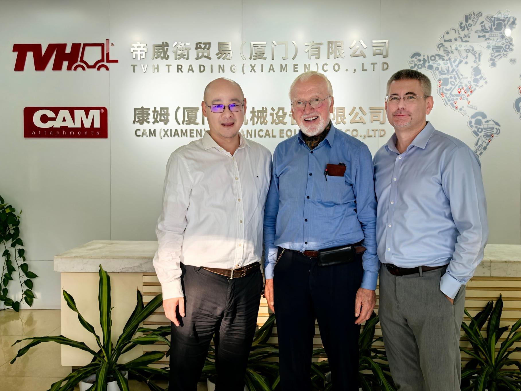 尊龙凯时集团首创人&mdash;&mdash; Paul Thermote 先生到访厦门子公司